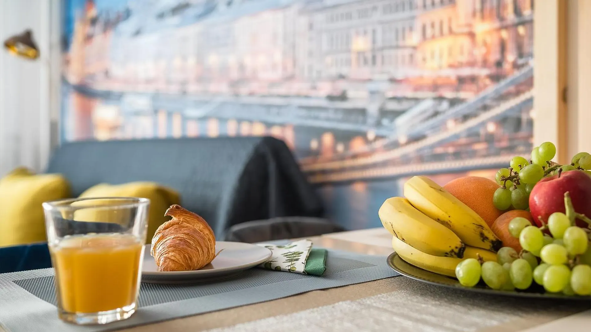 Newly Renovated!!! - Modern Apartment 10 Minutes From The Grand Boulevard Budapest