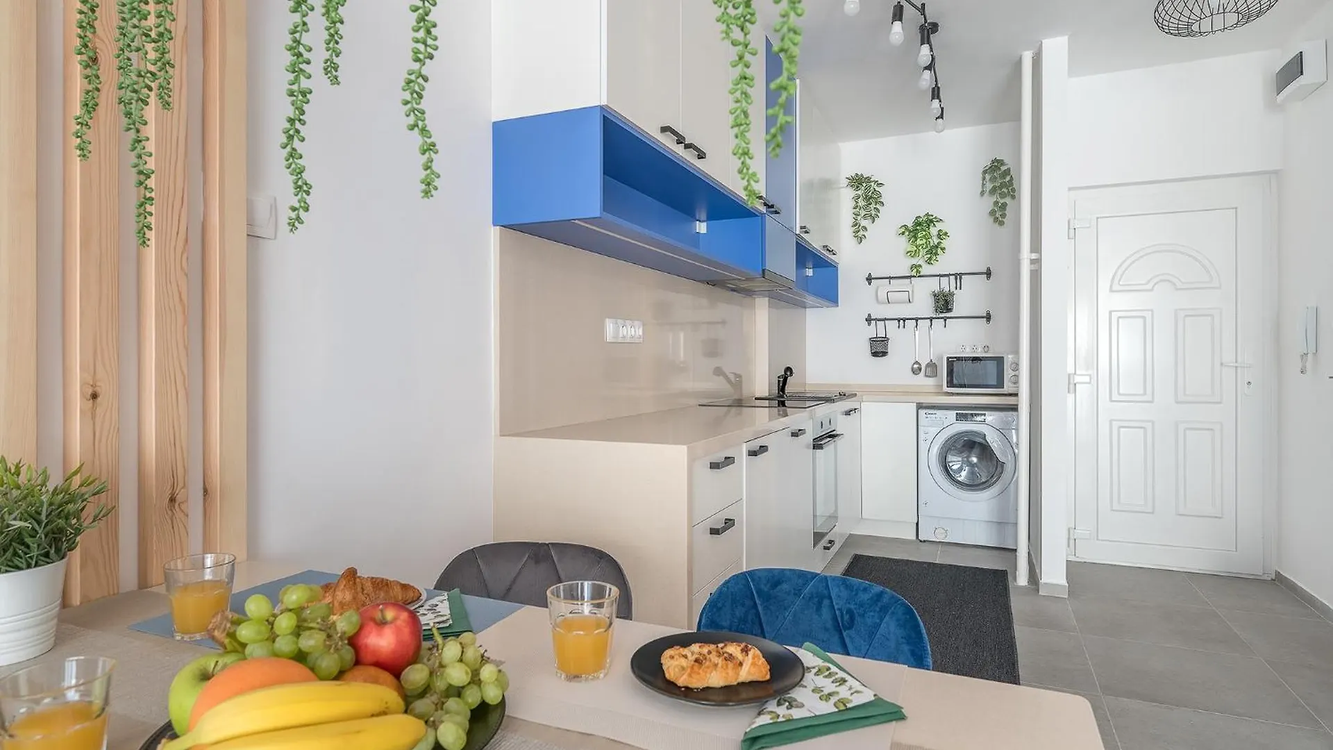 Newly Renovated!!! - Modern Apartment 10 Minutes From The Grand Boulevard Budapest 0*,  Hungary