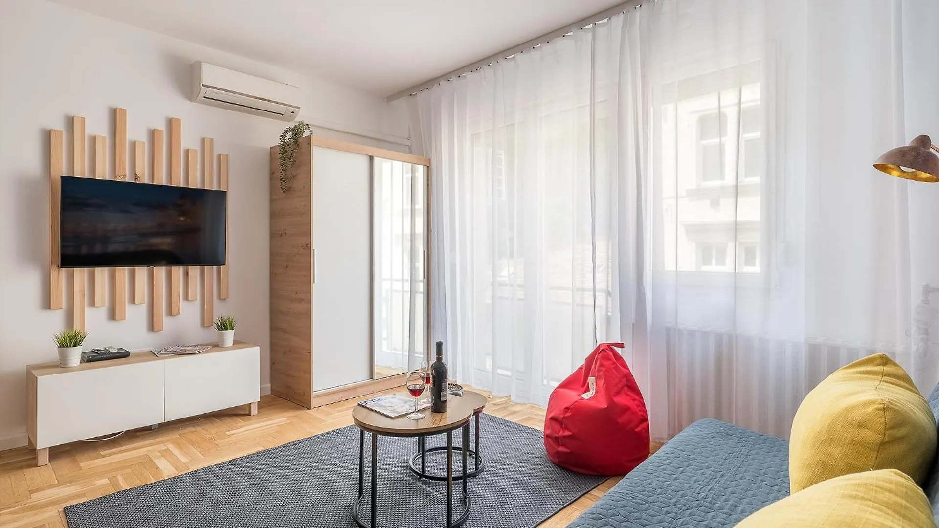 Newly Renovated!!! - Modern Apartment 10 Minutes From The Grand Boulevard Budapest Hungary